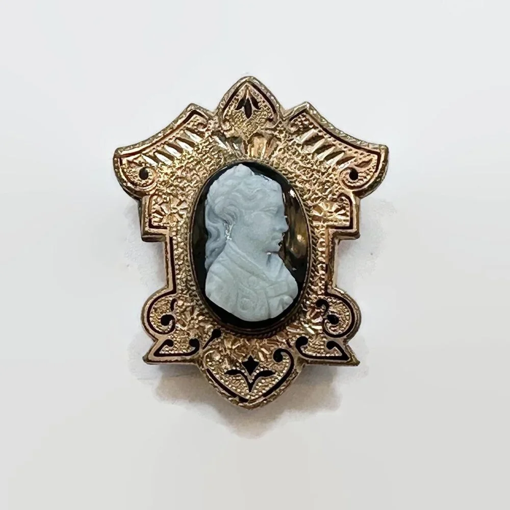 Cameo Brooch, Hardstone, Victorian, Taille d'Epargne, Antique, Gold, Black